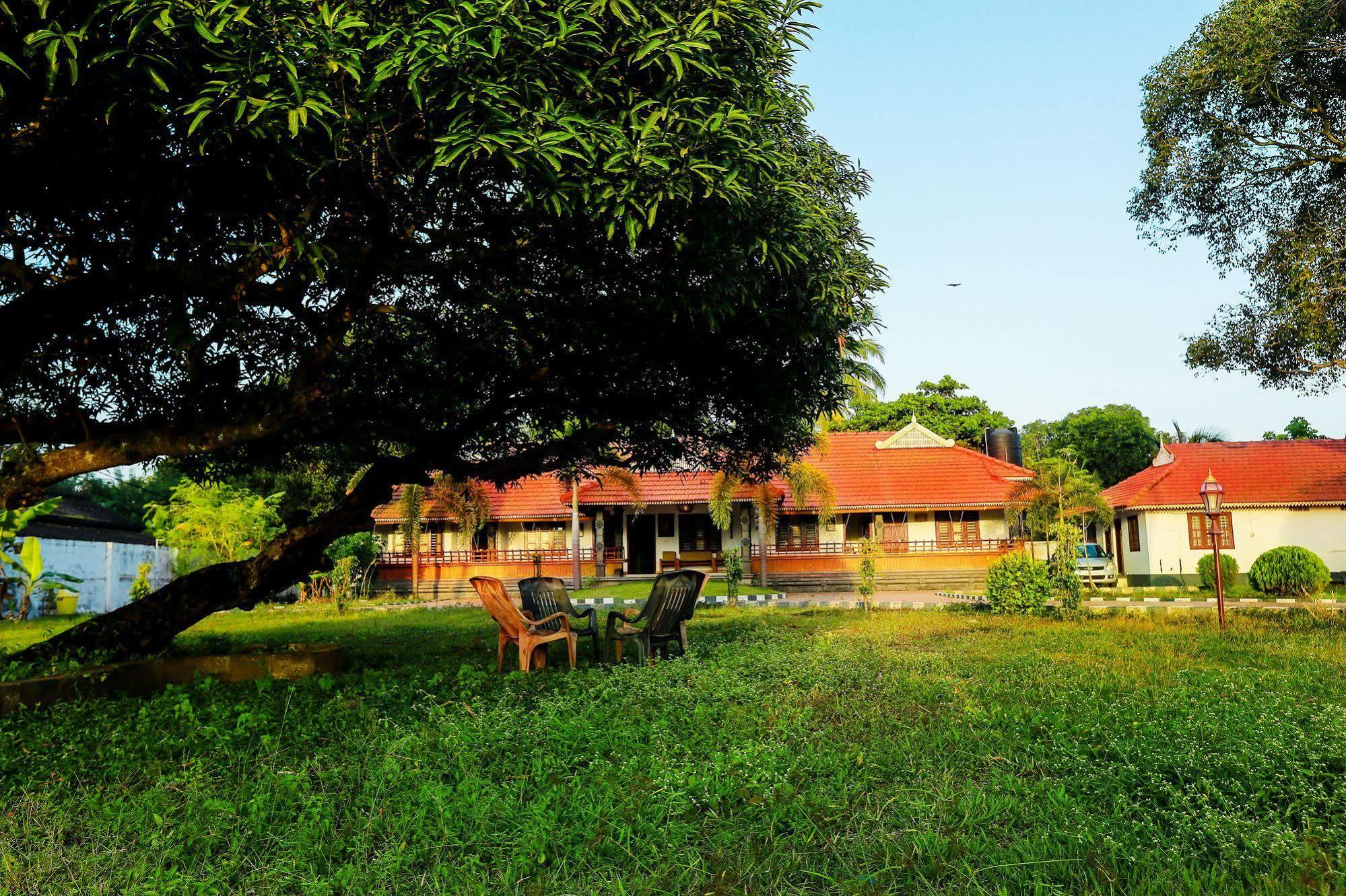 Baywatch Beach Resort Alappuzha Экстерьер фото